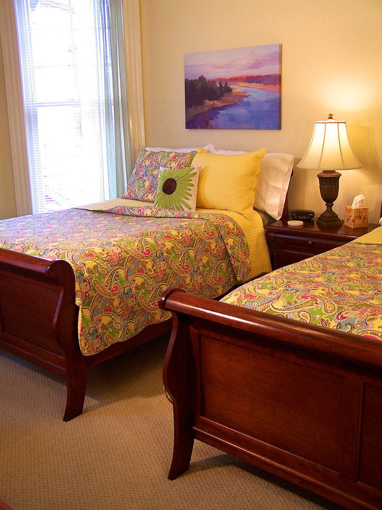 Lyndon House Bed & Breakfast Lexington Bagian luar foto